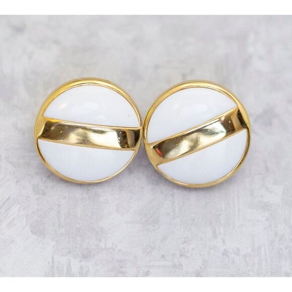 Vintage White Circle Gold Tone Faux Pearl Clip On Earrings by Avon - CS1 - Picture 1 of 2